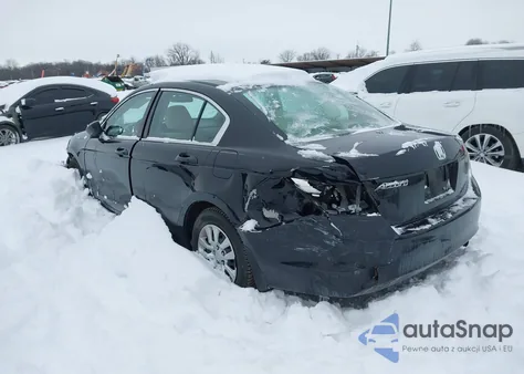 2010 Honda Accord 2.4 Lx z USA, uszkodzony, nr VIN 1HGCP2F32AA145589